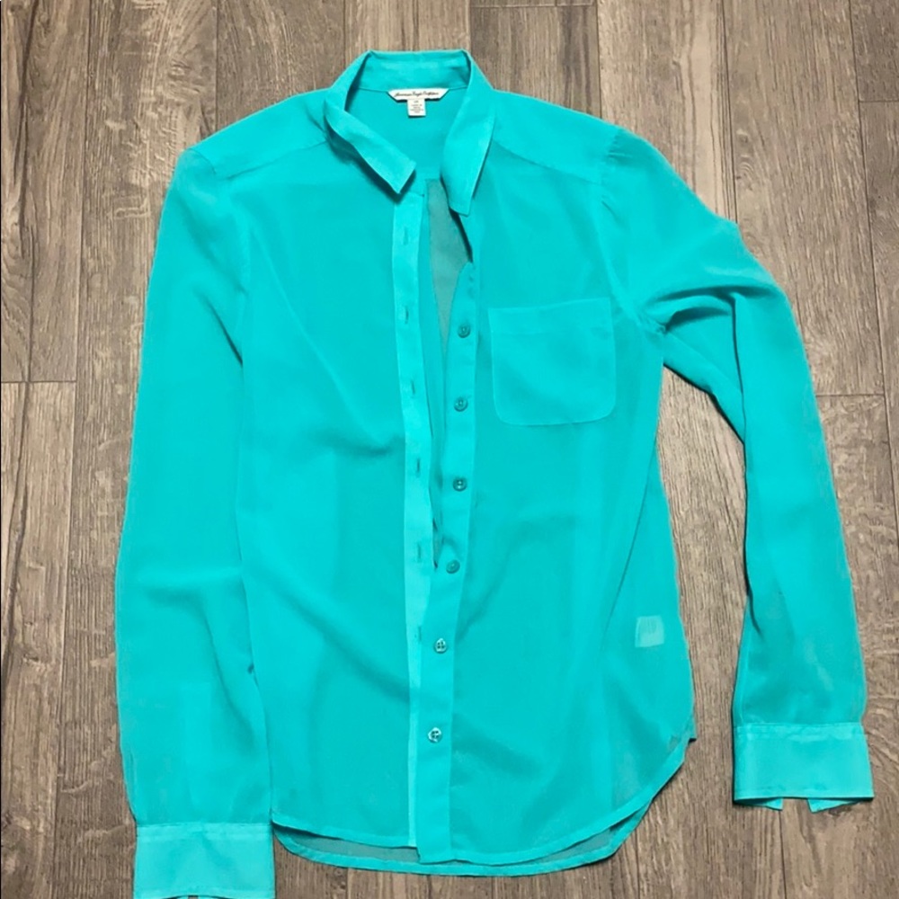 American Eagle Button down shirt